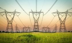 الأردن يفصح عن موعد تزويد العراق بالكهرباء